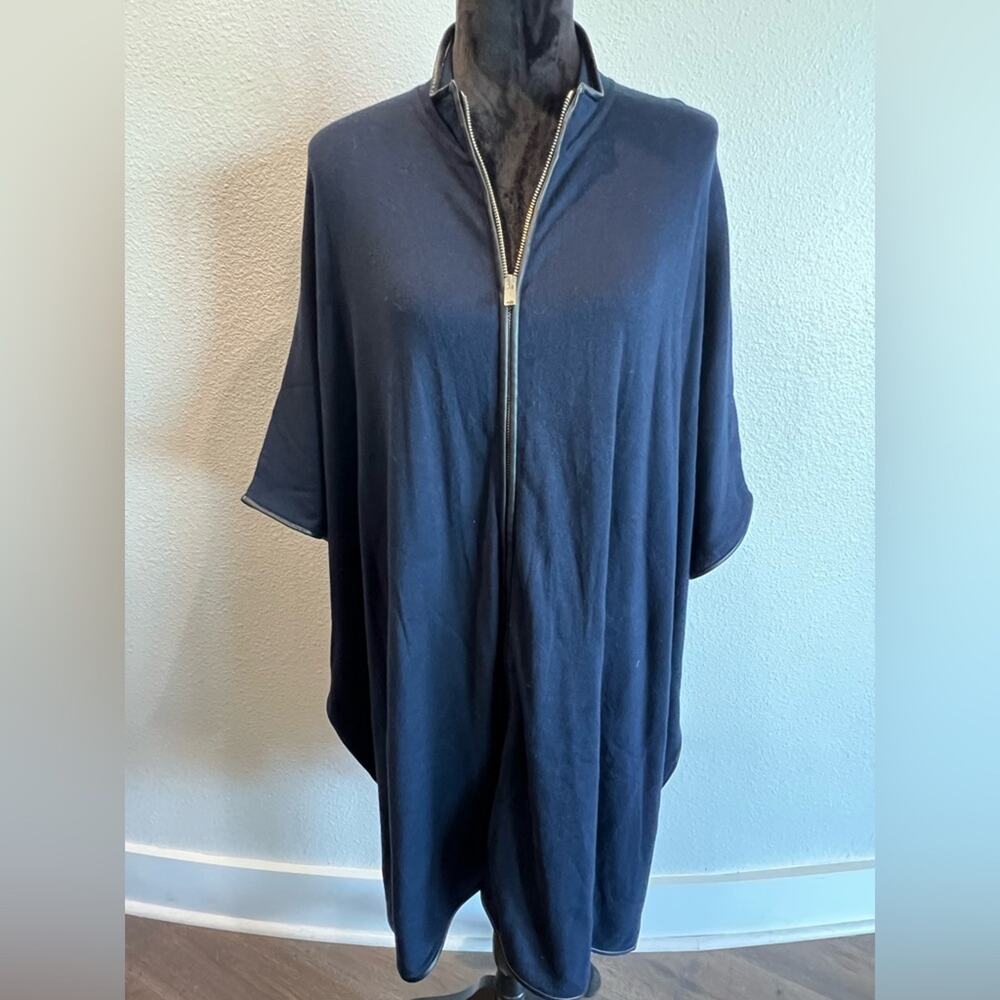 St. John Boutique One Size Navy Zip-Up Poncho Sweater Retail $595